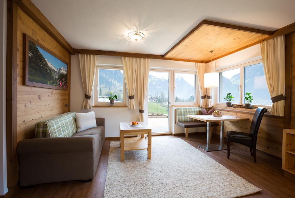 Appartement Freiblick 람자우 임 질러탈 객실 사진